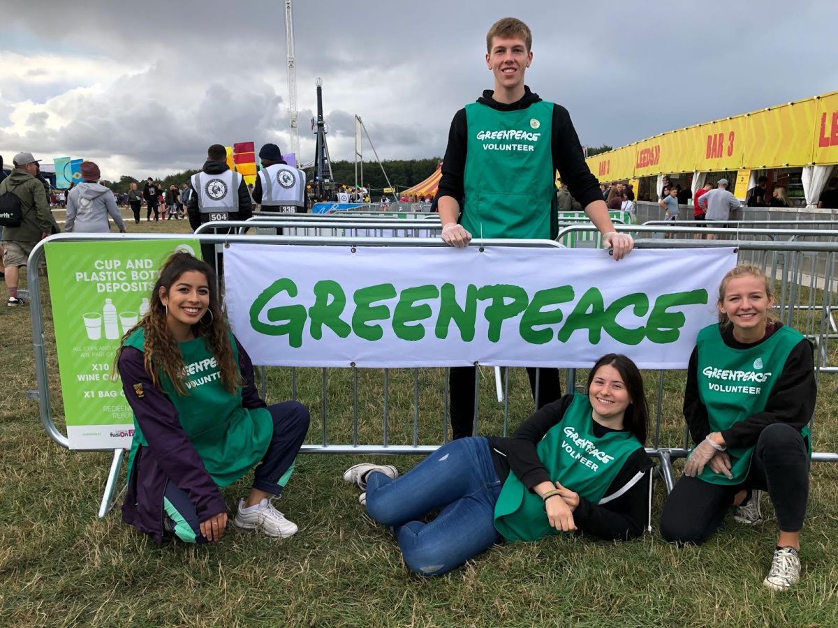 VOLUNTEERING WITH GREENPEACE AT LEEDS&nbsp;FESTIVAL