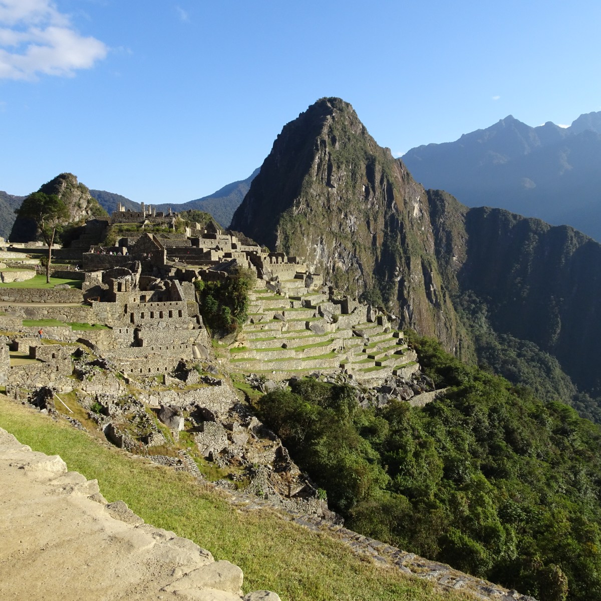 WHAT ARE THE WONDERS OF THE&nbsp;WORLD?